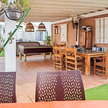Stunning In With Jacuzzi Apartment *